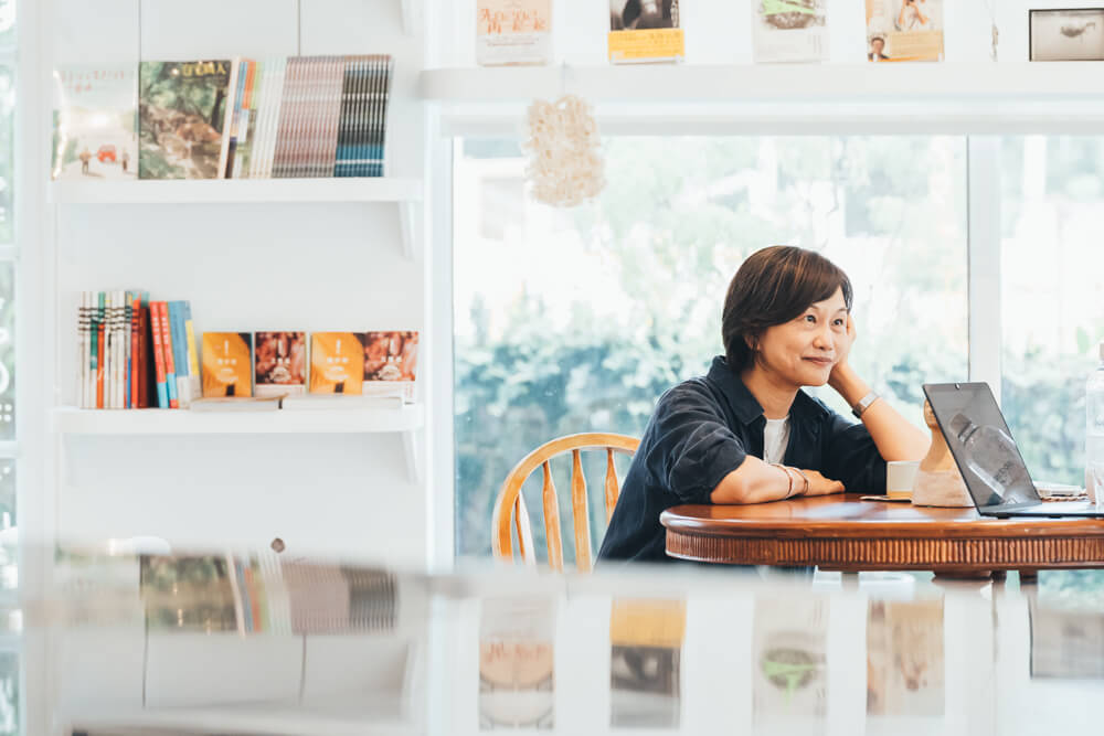 聊到光之島近年的各種嘗試眼睛閃閃發光的王玉萍